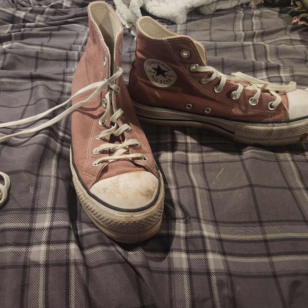 Converse High-Tops in Dusty Pink and White